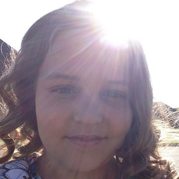 Meet your Posher, Lily - Picture 1 of 1